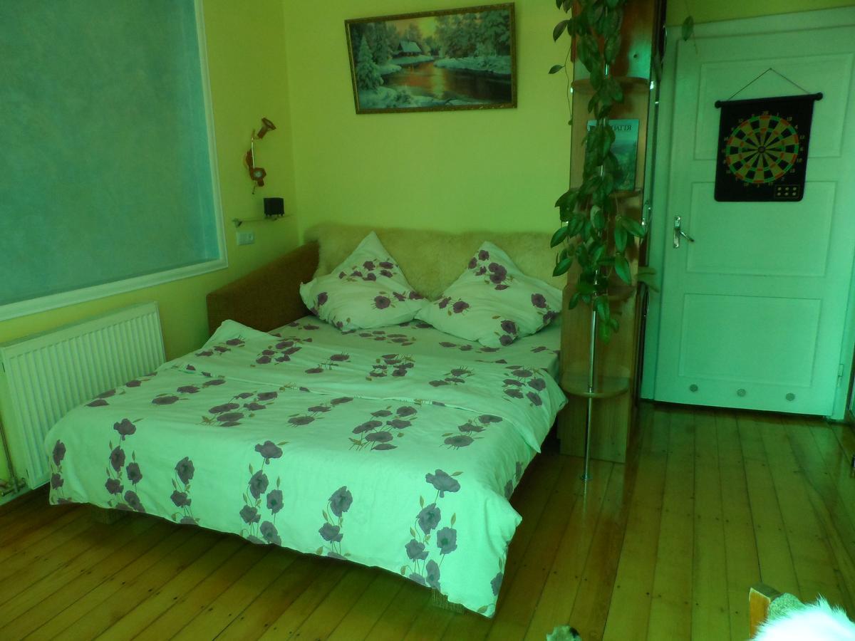 Ferienwohnung "Ранчо" - Тераса Квіти Сад Uschhorod Exterior foto
